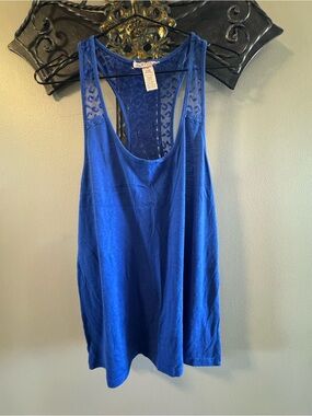 All Tanks 3 for $15!! 🎉 
Royal Blue Lace-Back Tank Top